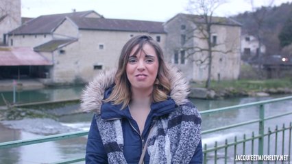 Француженка трахается с двумя мужиками