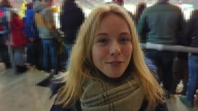 Трахнул блондинку в подъезде после отсоса на улице